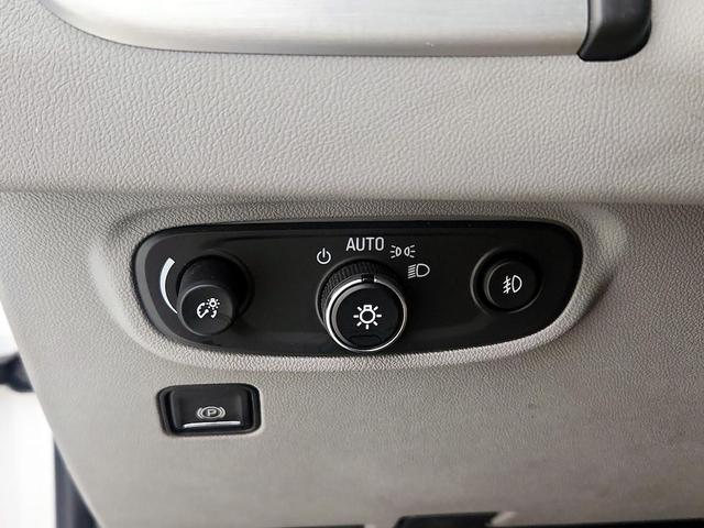 Photo of 2020 White GMC Terrain