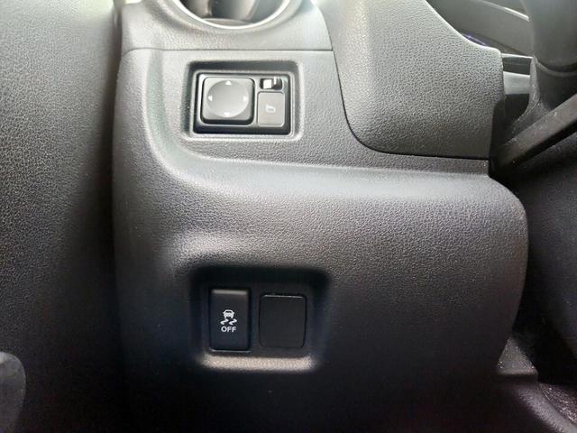 Photo of 2014 Gray Nissan Versa Note