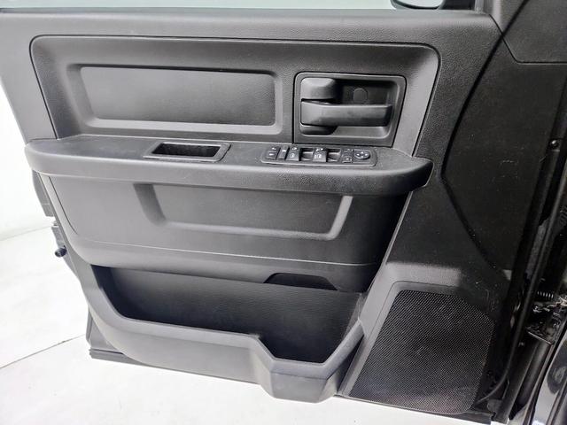 Photo of 2019 Black RAM 1500 Classic