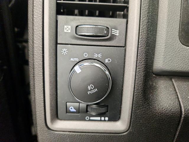 Photo of 2019 Black RAM 1500 Classic