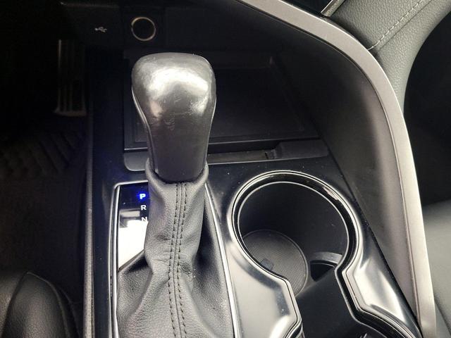Photo of 2020 Silver Toyota Camry