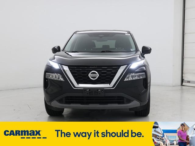 Photo of 2021 Black Nissan Rogue