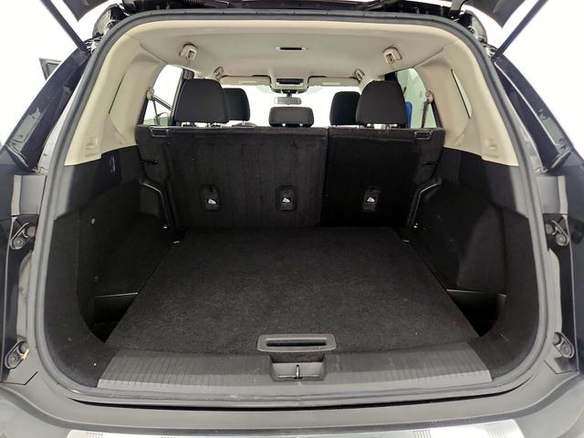 Photo of 2021 Black Nissan Rogue