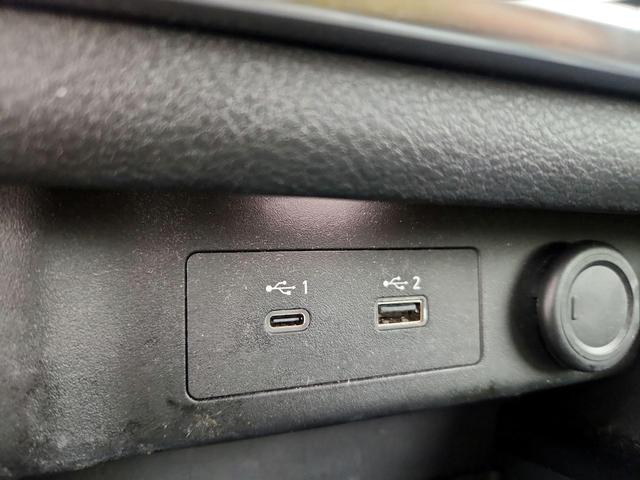 Photo of 2021 Black Nissan Rogue
