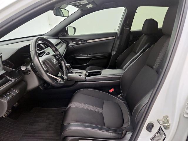 Photo of 2021 White Honda Civic