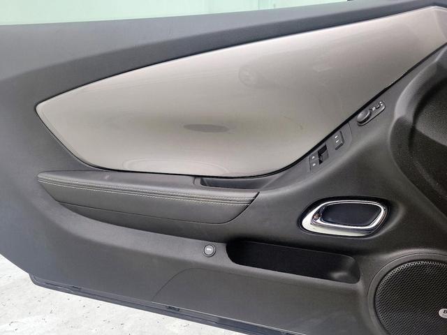 Photo of 2014 Black Chevrolet Camaro