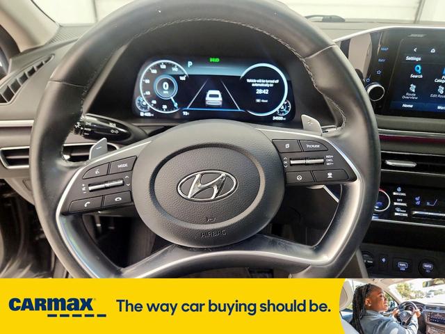 Photo of 2022 Black Hyundai SONATA