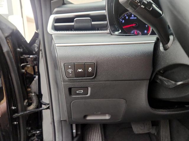 Photo of 2023 Black Kia K5