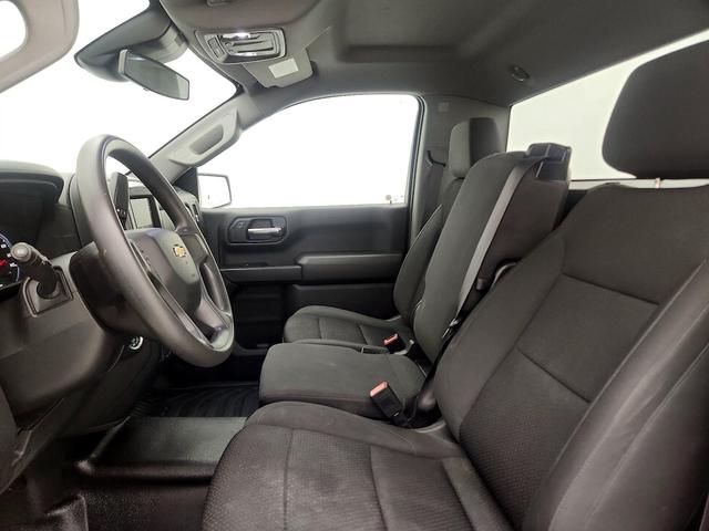 Photo of 2022 White Chevrolet Silverado 1500