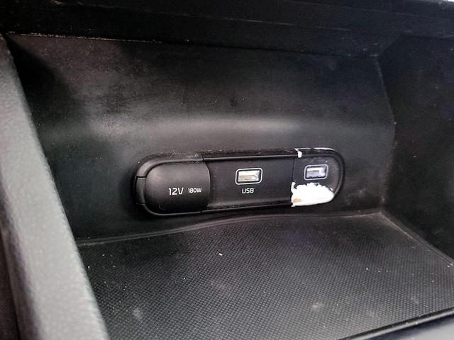 Photo of 2022 Black Kia K5