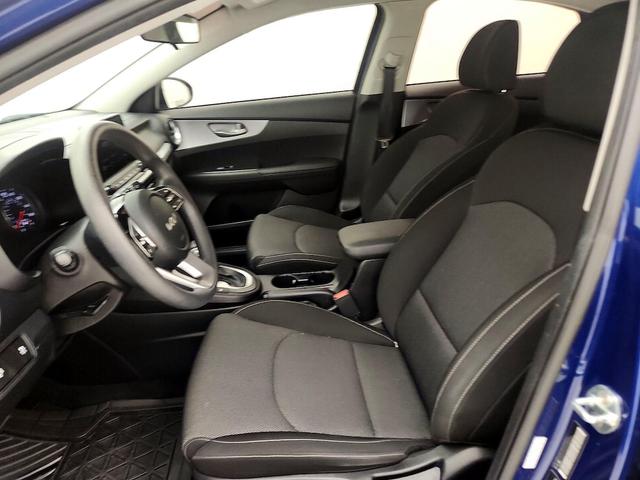 Photo of 2022 Blue Kia Forte