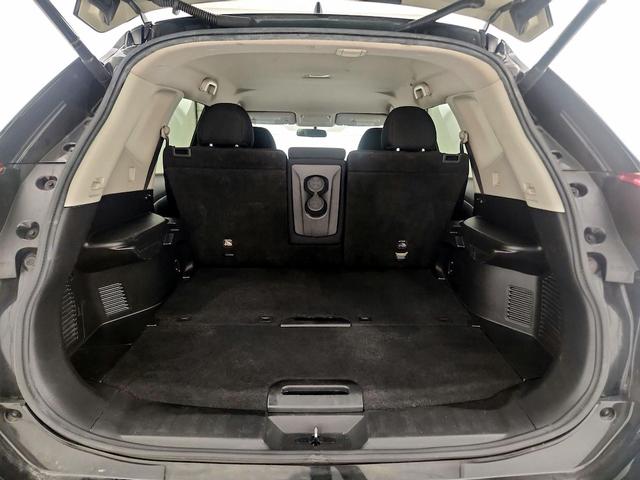 Photo of 2018 Black Nissan Rogue