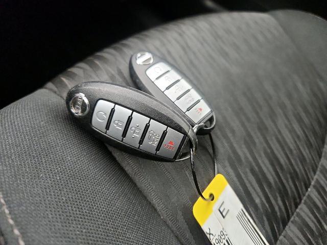 Photo of 2018 Black Nissan Rogue