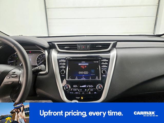 Photo of 2020 Black Nissan Murano