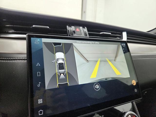 Photo of 2024 Black Jaguar F-PACE