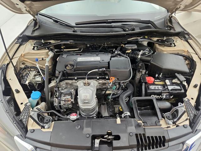 Photo of 2015 Gold Honda Accord