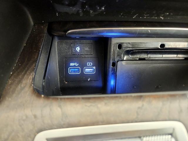 Photo of 2022 Silver Genesis GV80