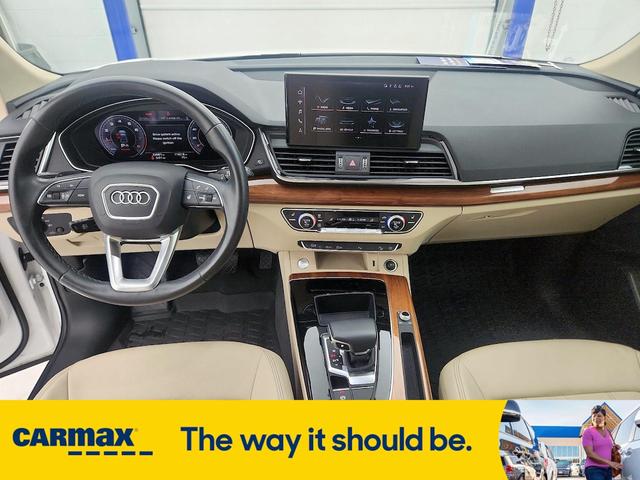 Photo of 2021 White Audi Q5