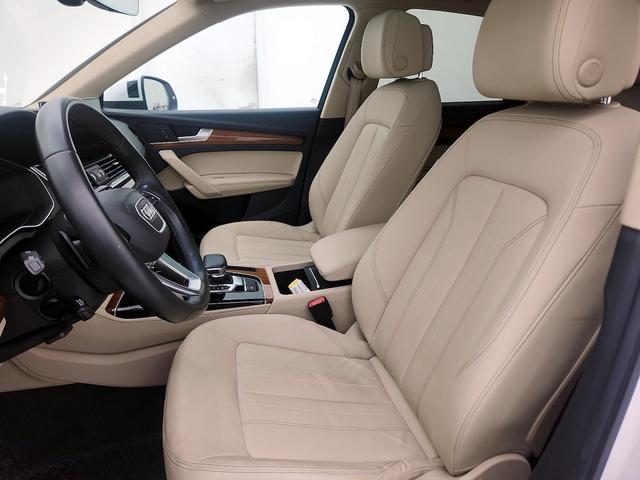 Photo of 2021 White Audi Q5