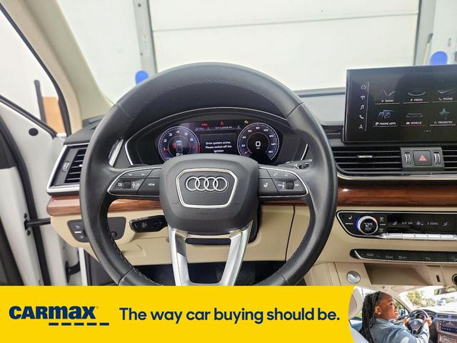 Photo of 2021 White Audi Q5