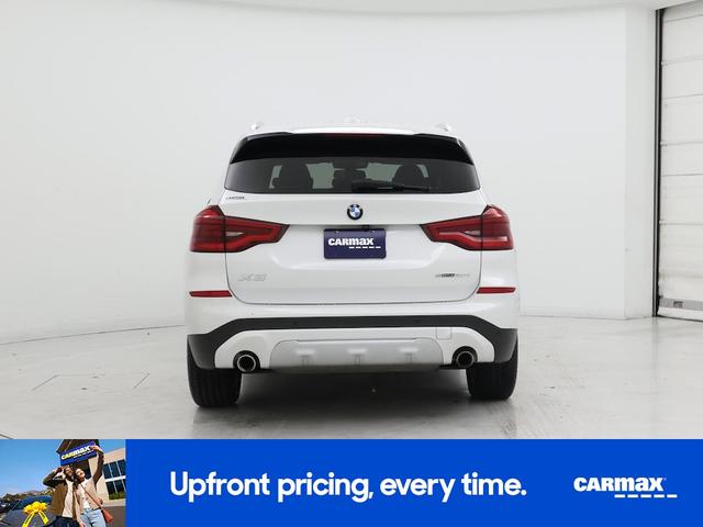 Photo of 2021 White BMW X3