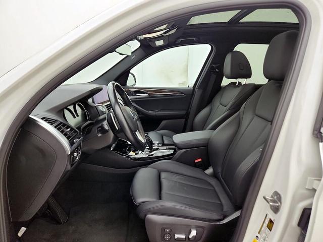 Photo of 2021 White BMW X3