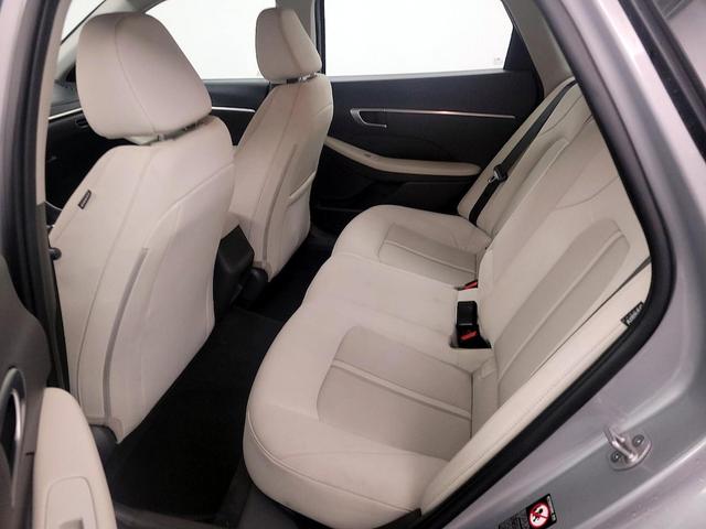 Photo of 2023 Silver Hyundai SONATA