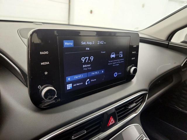 Photo of 2021 White Hyundai SANTA FE