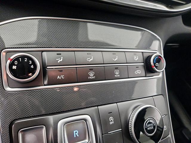 Photo of 2021 White Hyundai SANTA FE