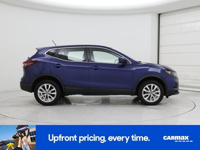 Photo of 2021 Blue Nissan Rogue Sport