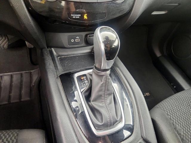 Photo of 2021 Blue Nissan Rogue Sport