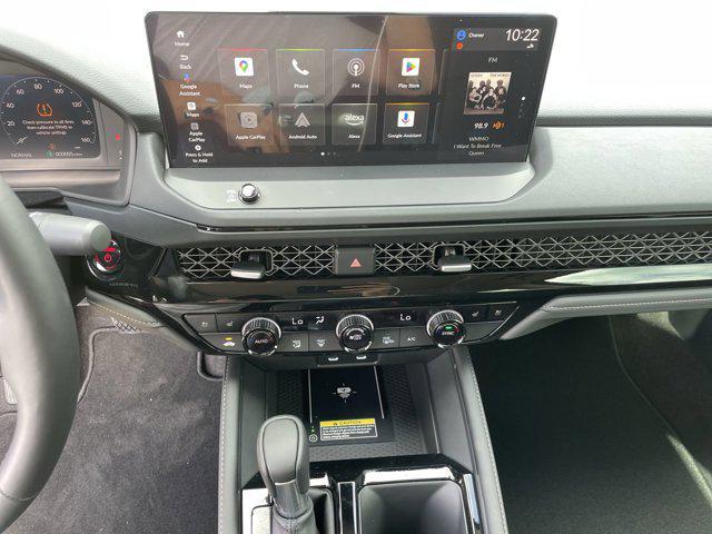 Photo of 2025 Crystal Black Pearl Honda Accord Hybrid