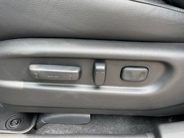 Photo of 2025 Sonic Gray Pearl Honda Ridgeline