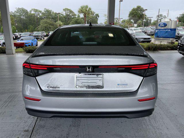 Photo of 2025 Solar Silver Metallic Honda Accord Hybrid