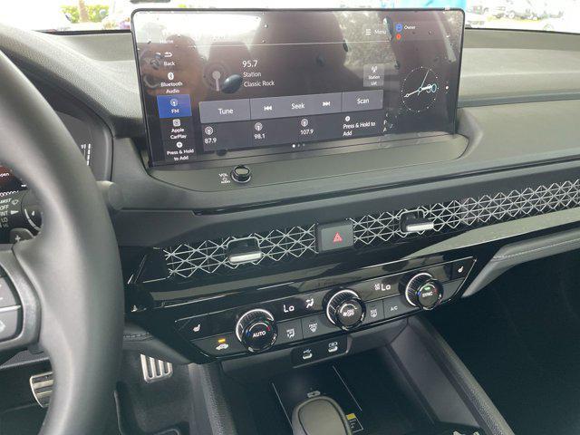 Photo of 2025 Solar Silver Metallic Honda Accord Hybrid