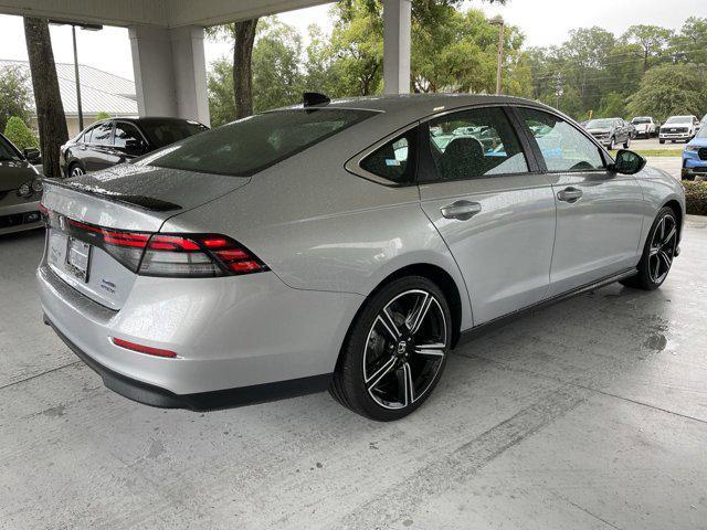Photo of 2025 Solar Silver Metallic Honda Accord Hybrid