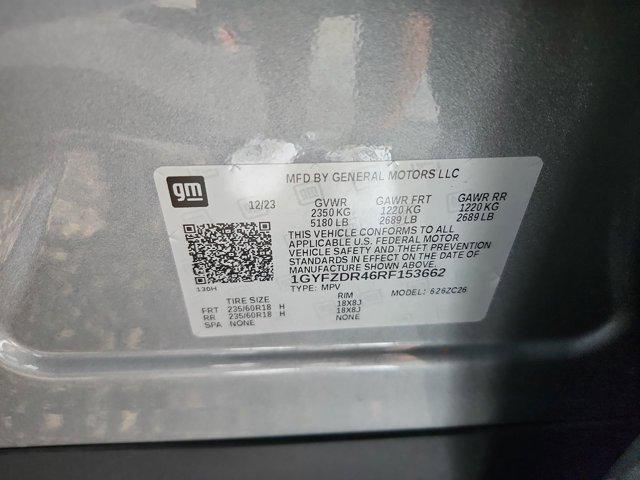 Photo of 2024 Argent Silver Metallic Cadillac XT4
