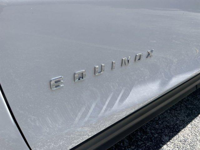 Photo of 2024 Summit White Chevrolet Equinox
