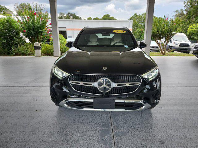 Photo of 2024 Black Mercedes-Benz GLC 300