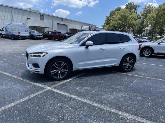 Photo of 2019 Ice White Volvo XC60
