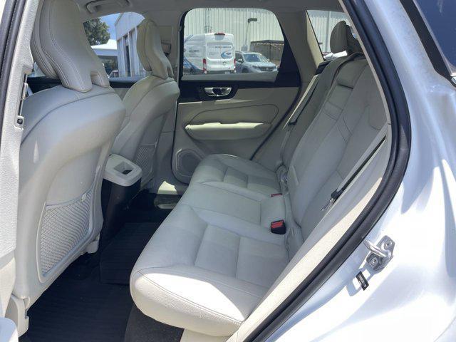 Photo of 2019 Ice White Volvo XC60
