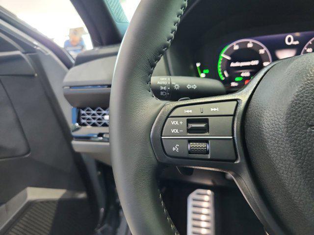 Photo of 2025 Urban Gray Pearl Honda Accord Hybrid