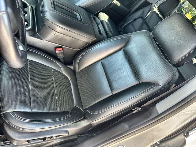 Photo of 2022 Silver Ice Metallic Chevrolet Silverado 1500 Limited