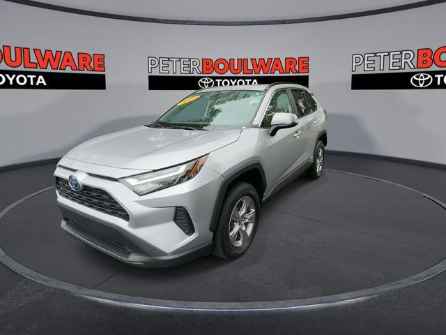Photo of 2024 Silver Sky Metallic Toyota RAV4 Hybrid