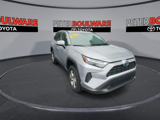 Photo of 2024 Silver Sky Metallic Toyota RAV4 Hybrid