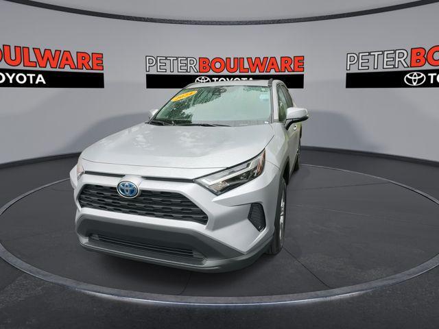 Photo of 2024 Silver Sky Metallic Toyota RAV4 Hybrid