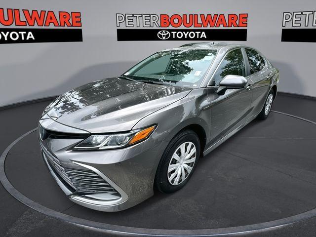 2022 Toyota Camry Hybrid