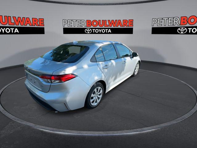 Photo of 2023 Classic Silver Toyota Corolla