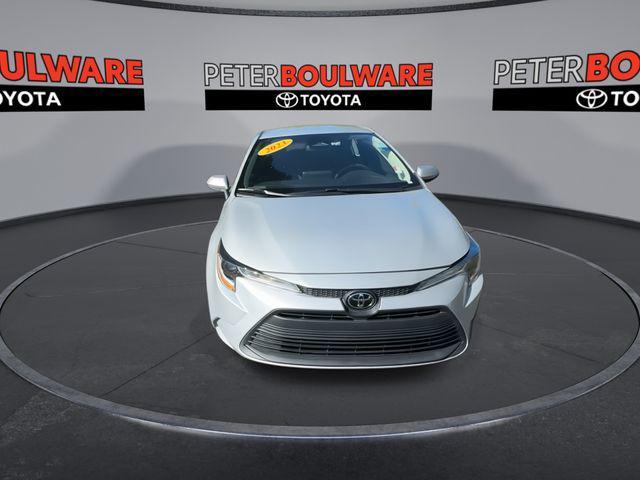 Photo of 2023 Classic Silver Toyota Corolla