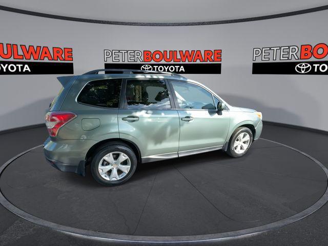Photo of 2015 Jasmine Green Metallic Subaru Forester